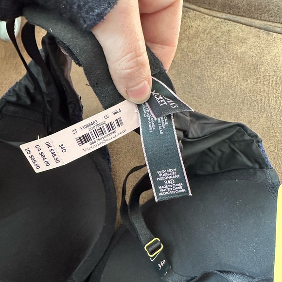 NWT navy and black VS Very Sexy push-up Bra - Picture 2 of 2